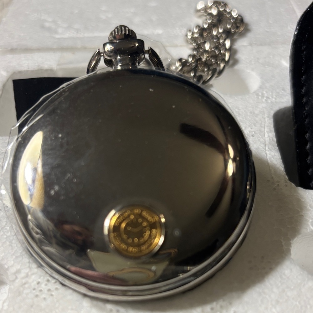 Harley Davidson Pocket Watch - Franklin Mint With Leather Case And Chain - Picture 3 of 14